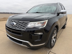 Used 2019  Ford Explorer 4d SUV 4WD Platinum at Rooster Auto Sales near Vinton&comma; IA