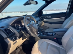 Used 2019  Ford Explorer 4d SUV 4WD XLT V6 at Rooster Auto Sales near Vinton, IA