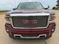 Used 2014  GMC Sierra 1500 4WD Crew Cab Denali at Rooster Auto Sales near Vinton&comma; IA