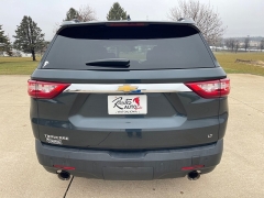 Used 2019  Chevrolet Traverse 4d SUV FWD LT Cloth w/1LT at Rooster Auto Sales near Vinton, IA
