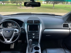 Used 2013 Ford Explorer 4d SUV 4WD XLT at Rooster Auto Sales near Vinton, IA