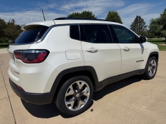 Used 2021  Jeep Compass Limited FWD at Rooster Auto Sales near Vinton&comma; IA