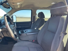 Used 2009  Chevrolet Silverado 2500 4WD Crew Cab LT at Rooster Auto Sales near Vinton, IA