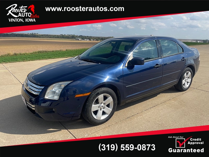 Used 2007  Ford Fusion 4d Sedan SE at Rooster Auto Sales near Vinton, IA