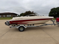 Used 2000  Glastron Boat at Rooster Auto Sales near Vinton&comma; IA