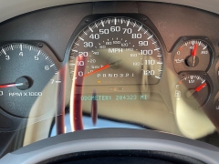 Used 2008  Chevrolet Trailblazer 4d SUV 4WD LT1 at Rooster Auto Sales near Vinton, IA