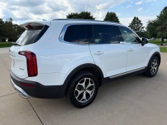 Used 2020  Kia Telluride 4d SUV AWD EX at Rooster Auto Sales near Vinton&comma; IA