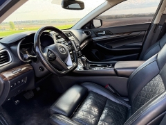 Used 2017  Nissan Maxima 4d Sedan Platinum at Rooster Auto Sales near Vinton&comma; IA