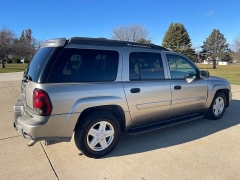 Used 2003  Chevrolet Trailblazer EXT 4d SUV 4WD LT at Rooster Auto Sales near Vinton, IA