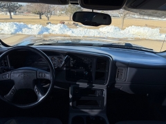 Used 2004  Chevrolet Silverado 1500 4WD Crew Cab Z71 at Rooster Auto Sales near Vinton&comma; IA