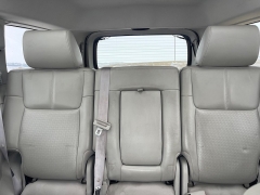 Used 2007  Jeep Commander 4d SUV 4WD Limited HEMI at Rooster Auto Sales near Vinton, IA