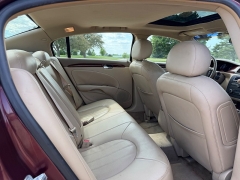 Used 2006  Buick Lucerne 4d Sedan CXS at Rooster Auto Sales near Vinton&comma; IA