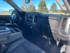 Used 2015 Chevrolet Silverado 1500 4WD Crew Cab LT Z71 at Rooster Auto Sales near Vinton, IA