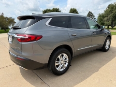 Used 2019  Buick Enclave 4d SUV AWD Essence at Rooster Auto Sales near Vinton&comma; IA