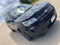 Used 2018 Ford Explorer 4d SUV 4WD XLT at Rooster Auto Sales near Vinton, IA