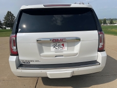 Used 2016 GMC Yukon XL 4d SUV 4WD Denali at Rooster Auto Sales near Vinton, IA