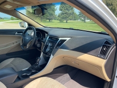 Used 2013 Hyundai Sonata 4d Sedan GLS at Rooster Auto Sales near Vinton, IA