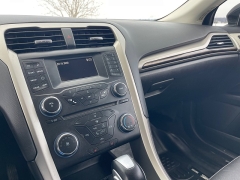 Used 2015  Ford Fusion 4d Sedan SE 1.5L EcoBoost at Rooster Auto Sales near Vinton, IA