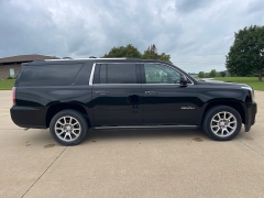 Used 2015 GMC Yukon XL 4d SUV 4WD Denali at Rooster Auto Sales near Vinton, IA