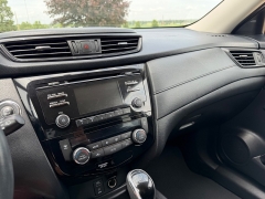 Used 2017  Nissan Rogue 4d SUV AWD S at Rooster Auto Sales near Vinton&comma; IA