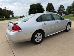 Used 2011  Chevrolet Impala &lpar;Fleet&rpar; 4d Sedan LS at Rooster Auto Sales near Vinton&comma; IA