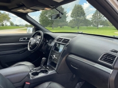 Used 2017 Ford Explorer 4d SUV 4WD Sport at Rooster Auto Sales near Vinton, IA