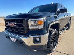 Used 2015  GMC Sierra 1500 4WD Double Cab SLE at Rooster Auto Sales near Vinton&comma; IA