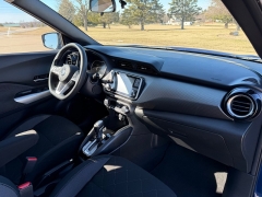 Used 2019  Nissan Kicks 4d SUV FWD SR Premium at Rooster Auto Sales near Vinton&comma; IA