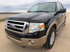 Used 2014  Ford Expedition EL 4d SUV 4WD XLT at Rooster Auto Sales near Vinton&comma; IA