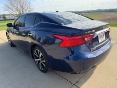 Used 2017  Nissan Maxima 4d Sedan Platinum at Rooster Auto Sales near Vinton&comma; IA