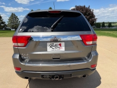 Used 2011  Jeep Grand Cherokee 4d SUV 4WD Limited at Rooster Auto Sales near Vinton&comma; IA