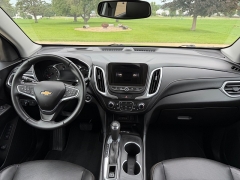 Used 2020  Chevrolet Equinox 4d SUV FWD Premier w&sol;1LZ at Rooster Auto Sales near Vinton&comma; IA