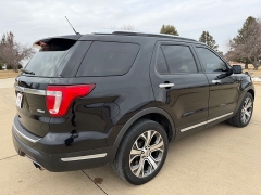 Used 2019  Ford Explorer 4d SUV 4WD Platinum at Rooster Auto Sales near Vinton&comma; IA