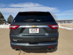Used 2018  Chevrolet Traverse 4d SUV AWD Premier at Rooster Auto Sales near Vinton&comma; IA