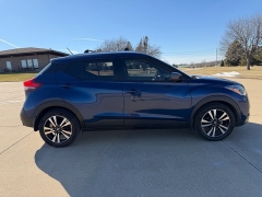 Used 2019  Nissan Kicks 4d SUV FWD SR Premium at Rooster Auto Sales near Vinton&comma; IA