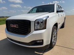 Used 2016  GMC Yukon XL 4d SUV 4WD Denali at Rooster Auto Sales near Vinton&comma; IA