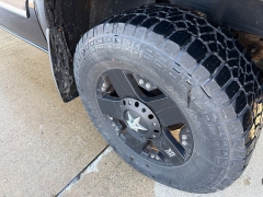 Used 2004  Chevrolet Silverado 1500 4WD Crew Cab Z71 at Rooster Auto Sales near Vinton&comma; IA