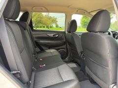 Used 2017  Nissan Rogue 4d SUV AWD S at Rooster Auto Sales near Vinton&comma; IA