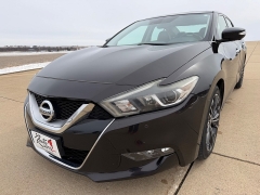 Used 2016  Nissan Maxima 4d Sedan Platinum at Rooster Auto Sales near Vinton&comma; IA