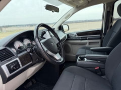 Used 2010  Dodge Grand Caravan 4dr Wgn SXT at Rooster Auto Sales near Vinton&comma; IA