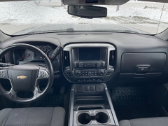 Used 2015  Chevrolet Silverado 1500 4WD Crew Cab LT at Rooster Auto Sales near Vinton, IA