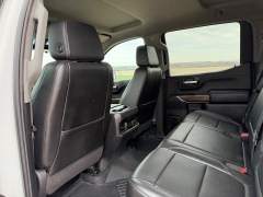 Used 2020  Chevrolet Silverado 1500 4WD Crew Cab LT Trail Boss at Rooster Auto Sales near Vinton&comma; IA