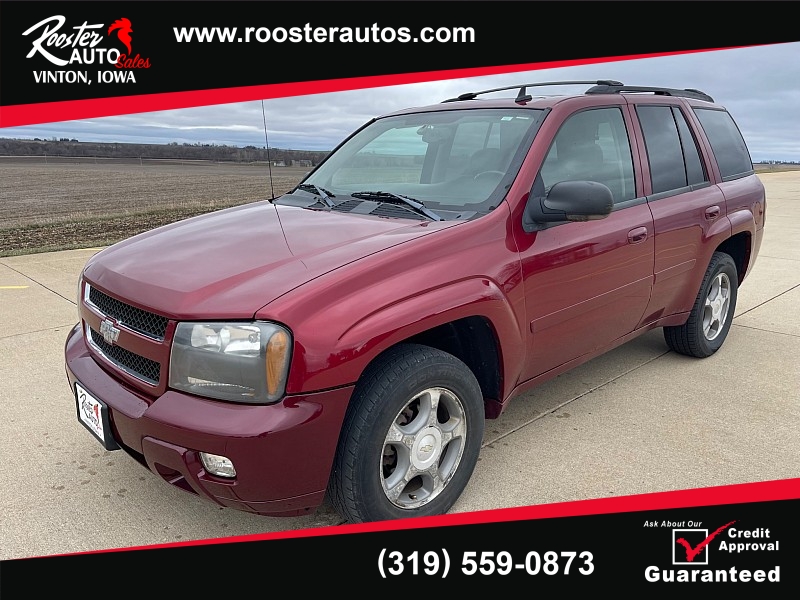 Used 2006  Chevrolet Trailblazer 4d SUV 4WD LT at Rooster Auto Sales near Vinton, IA