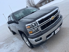 Used 2015  Chevrolet Silverado 1500 4WD Crew Cab LT at Rooster Auto Sales near Vinton, IA