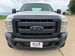 Used 2015  Ford Super Duty F-350 4WD Crew Cab XL SRW at Rooster Auto Sales near Vinton&comma; IA