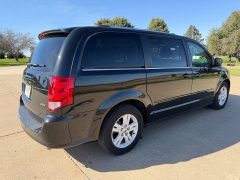 Used 2013  Dodge Grand Caravan 4d Wagon Crew at Rooster Auto Sales near Vinton&comma; IA