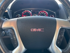 Used 2016  GMC Acadia 4d SUV FWD SLT-1 at Rooster Auto Sales near Vinton&comma; IA