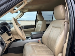 Used 2014  Ford Expedition EL 4d SUV 4WD XLT at Rooster Auto Sales near Vinton&comma; IA