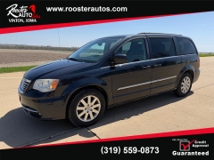 Used 2013  Chrysler Town & Country 4d Wagon Touring at Rooster Auto Sales near Vinton&comma; IA