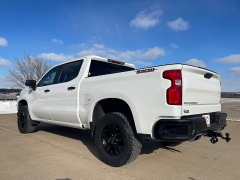 Used 2020  Chevrolet Silverado 1500 4WD Crew Cab LT Trail Boss at Rooster Auto Sales near Vinton&comma; IA